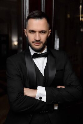Финстратег Анатолий Самосейко