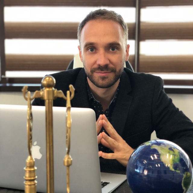 ИИгорь Раевский Бизнес Стратег